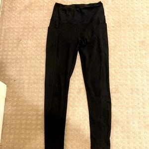 Black yoga pants